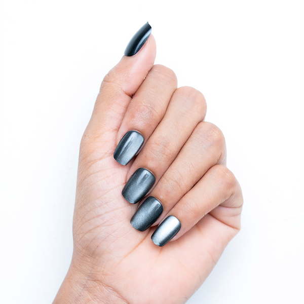 Black Cat Eye Medium Square | Party Press-On Nails