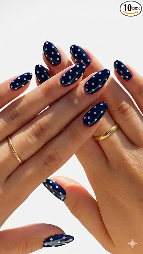 Tranding Polka dot Black and White Press on Nails