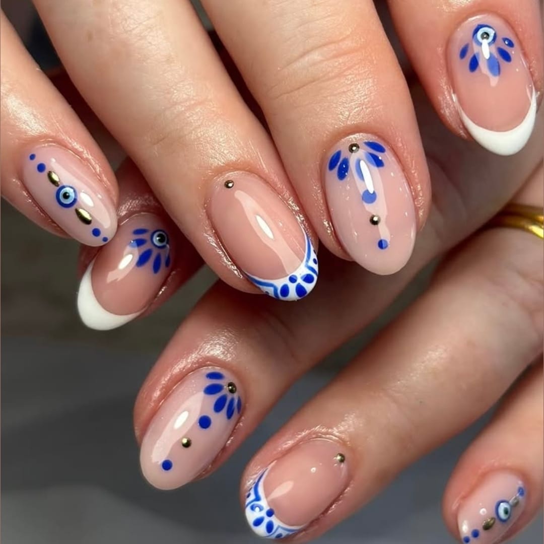 <p>Why You'll <em>Love</em> These Nails</p>