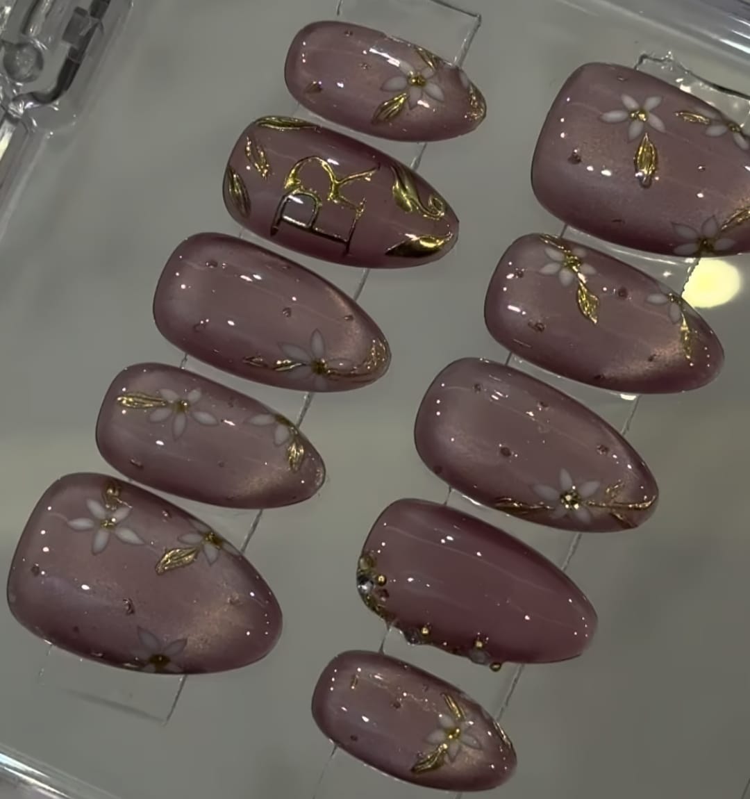 <p>Why You'll <em>Love</em> These Nails</p>