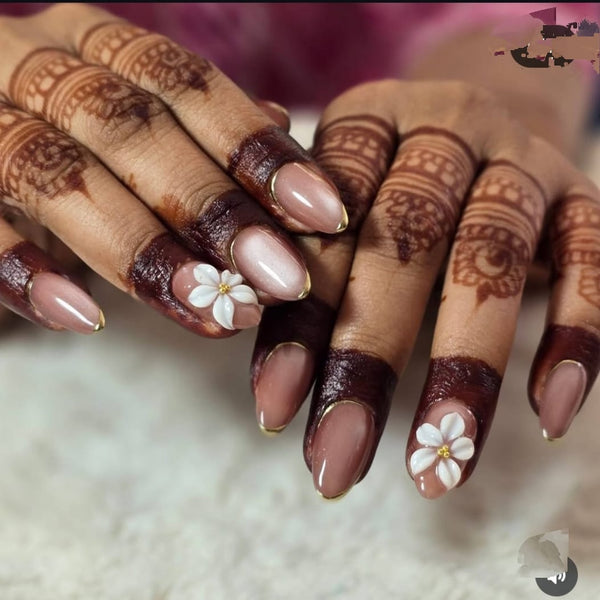 Tranding 3D Flower Art on Cateye With French Chrome Press on Nails